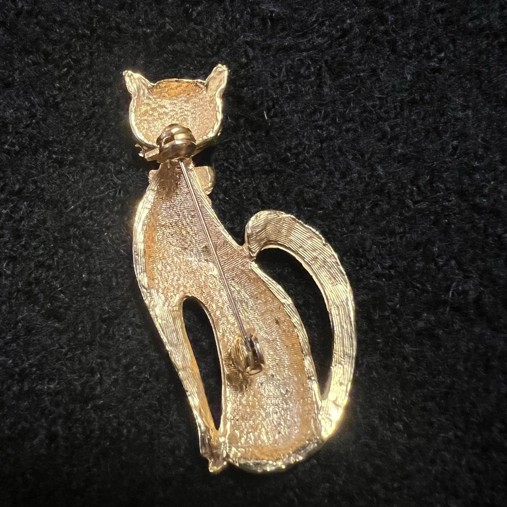 Vintage Siamese Cat with Bow Brooch Pin- Gold Tone - Picture 2 of 5